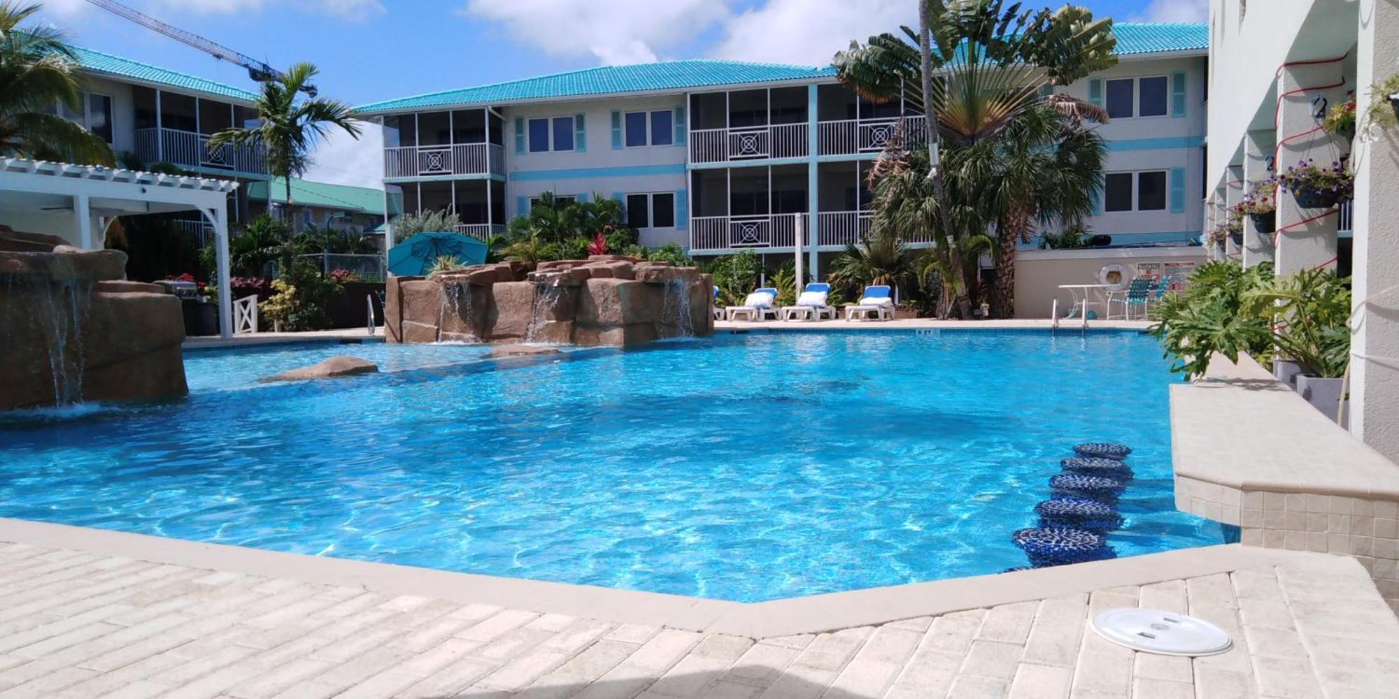 Seven Mile Beach Resort George Town Exterior foto