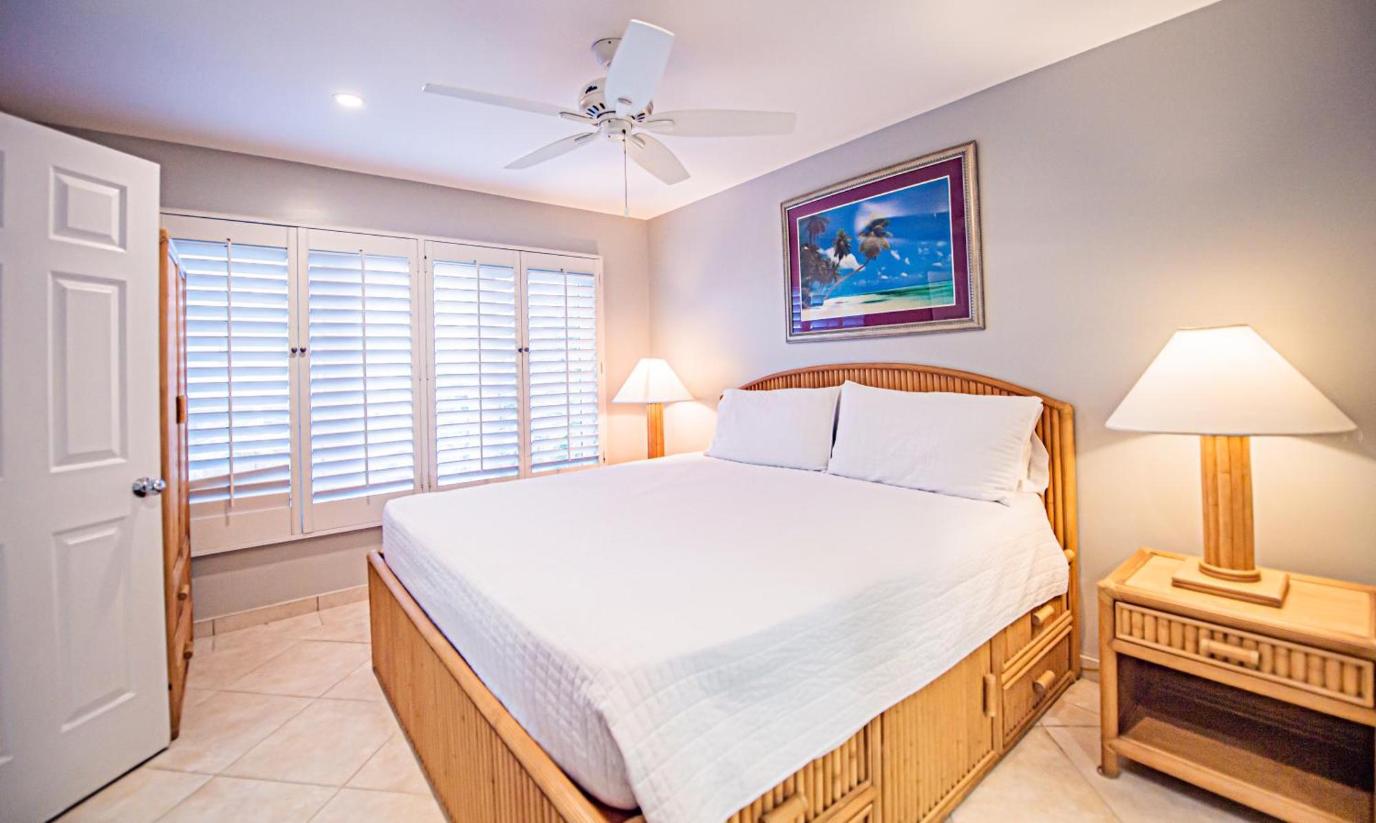 Seven Mile Beach Resort George Town Exterior foto