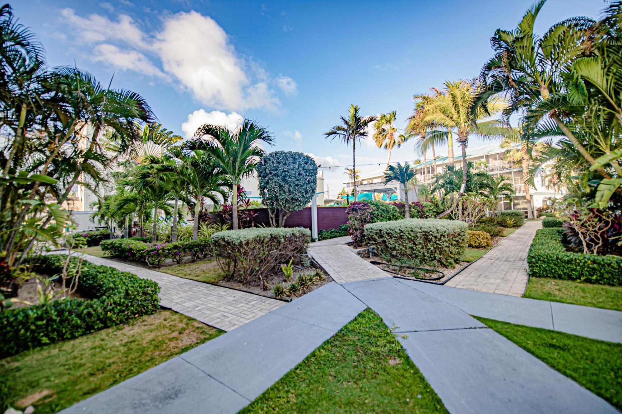 Seven Mile Beach Resort George Town Exterior foto