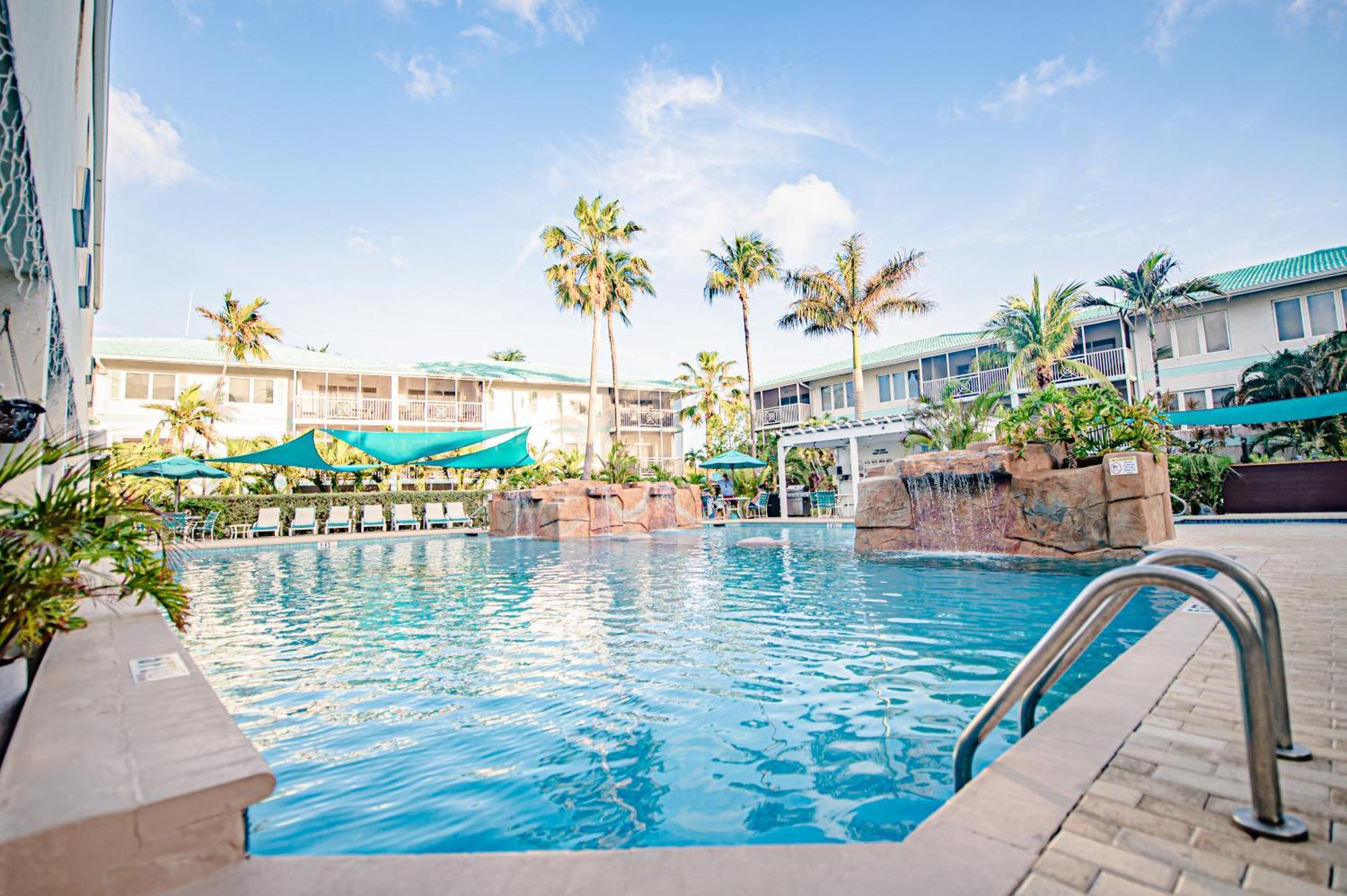 Seven Mile Beach Resort George Town Exterior foto