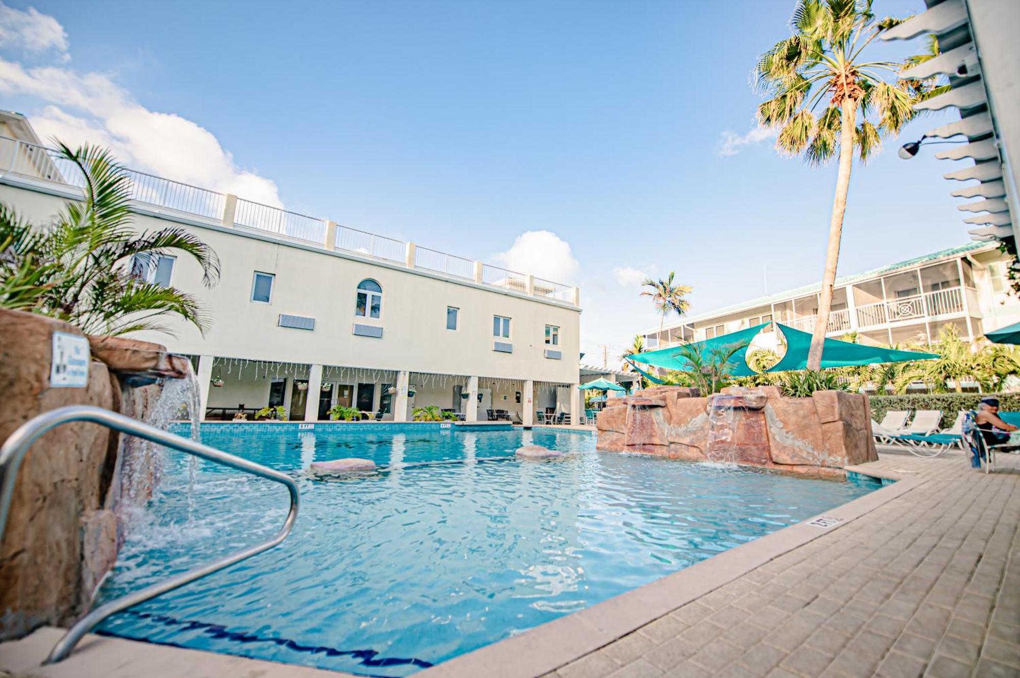 Seven Mile Beach Resort George Town Exterior foto