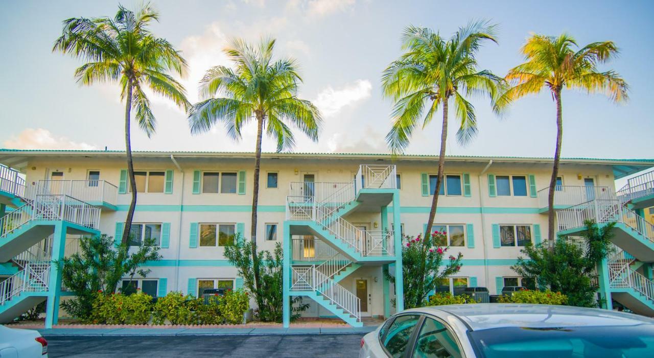 Seven Mile Beach Resort George Town Exterior foto