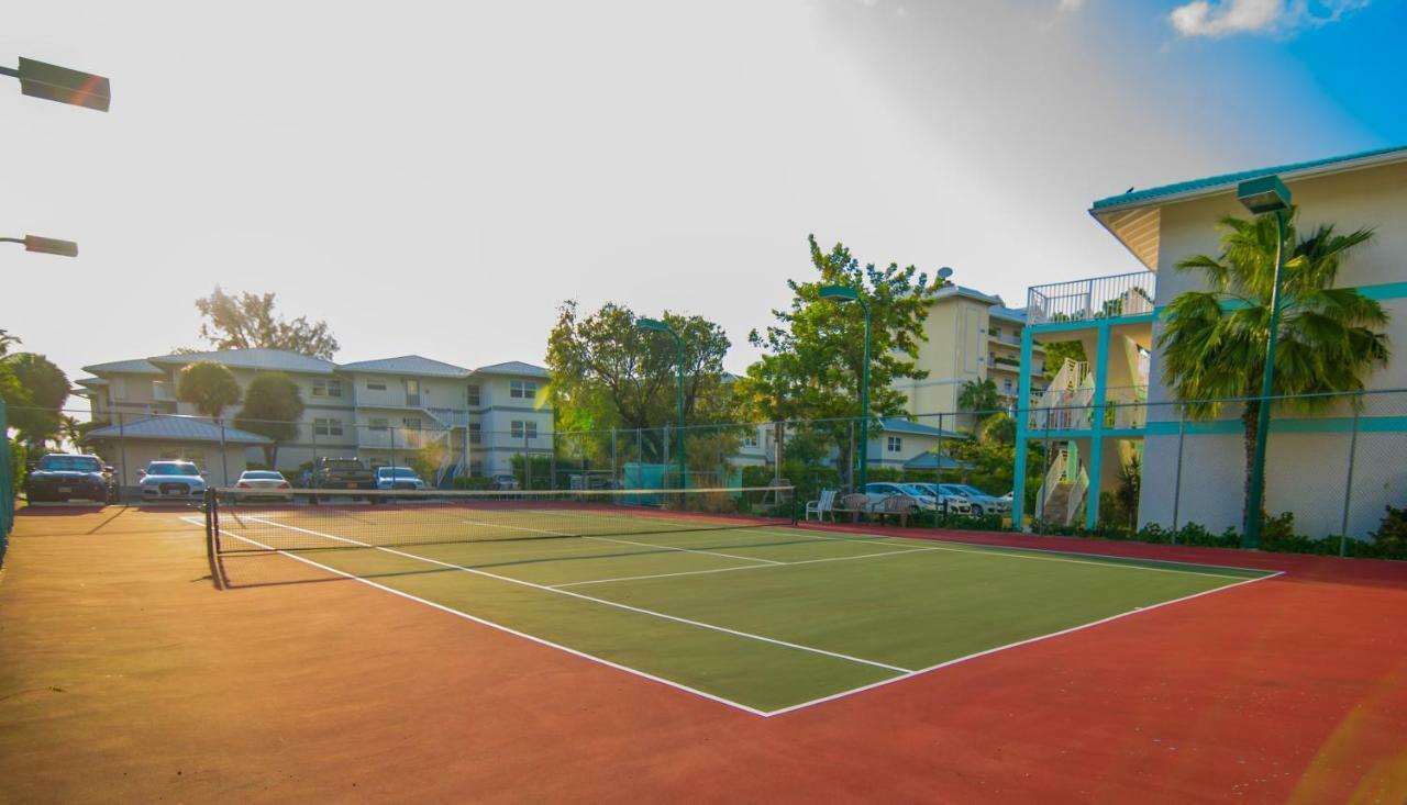 Seven Mile Beach Resort George Town Exterior foto